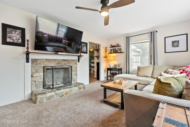 15 Laurel Drive, Wilmington, NC 28405