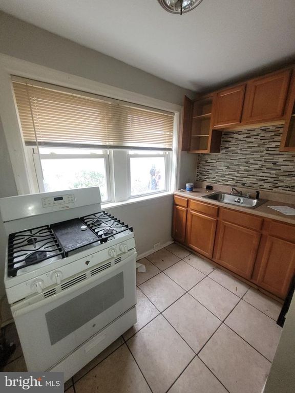 3470 WEIKEL ST, Philadelphia, PA 19134 — photo 4