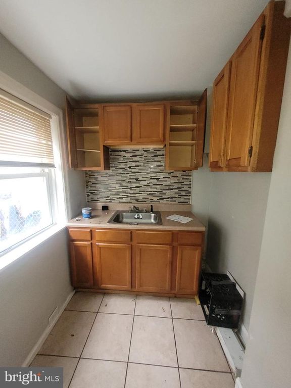 3470 WEIKEL ST, Philadelphia, PA 19134 — photo 5