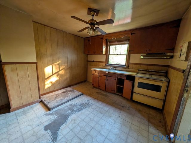 8280 Turner Rd, Henrico, VA 23231