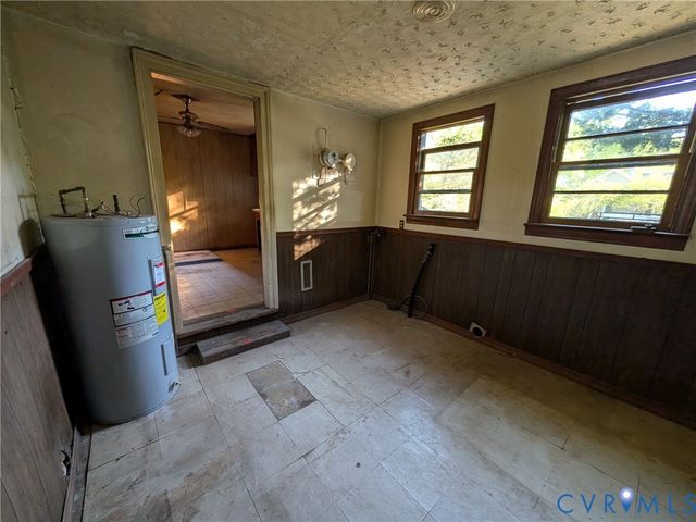 8280 Turner Rd, Henrico, VA 23231