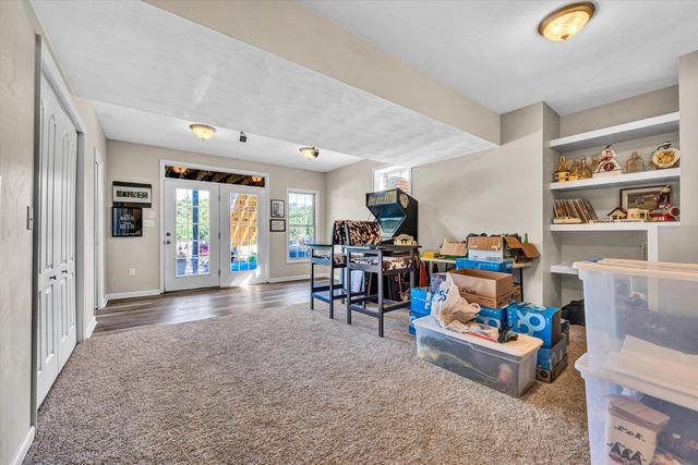 2836 Matthew DR, Vinton, VA 24179