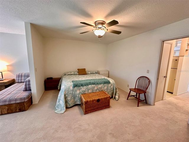 2100 WORLD PARKWAY BOULEVARD 48, Clearwater, FL 33763