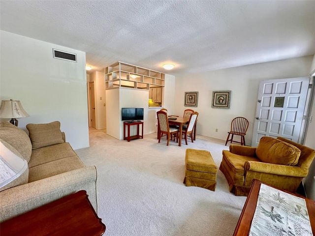 2100 WORLD PARKWAY BOULEVARD 48, Clearwater, FL 33763