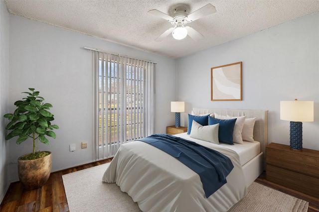 2303 Carolyn DR, Taylor, TX 76574