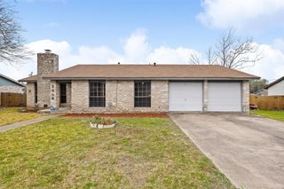 2303 Carolyn DR, Taylor, TX 76574