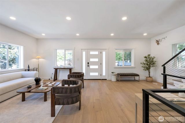 5109 S Willow Street, Seattle, WA 98118
