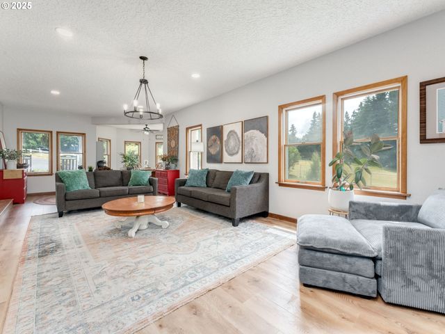 745 S 21ST Pl, Ridgefield, WA 98642