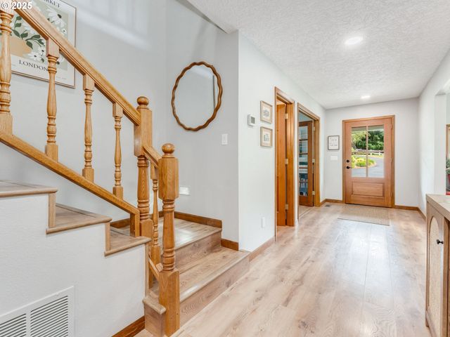 745 S 21ST Pl, Ridgefield, WA 98642