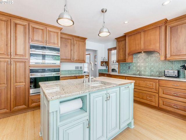 745 S 21ST Pl, Ridgefield, WA 98642