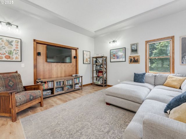 745 S 21ST Pl, Ridgefield, WA 98642