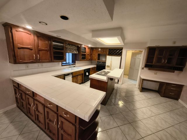 805 Shady Bluff Trl, Clarksville, TN 37043