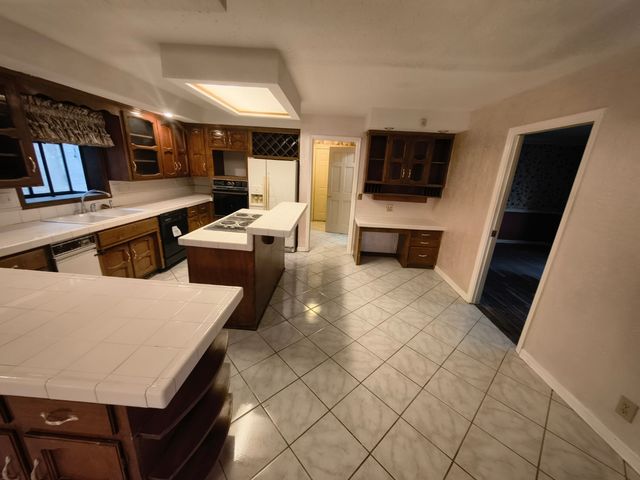 805 Shady Bluff Trl, Clarksville, TN 37043