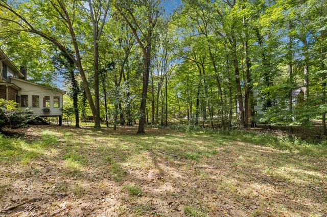 805 Shady Bluff Trl, Clarksville, TN 37043