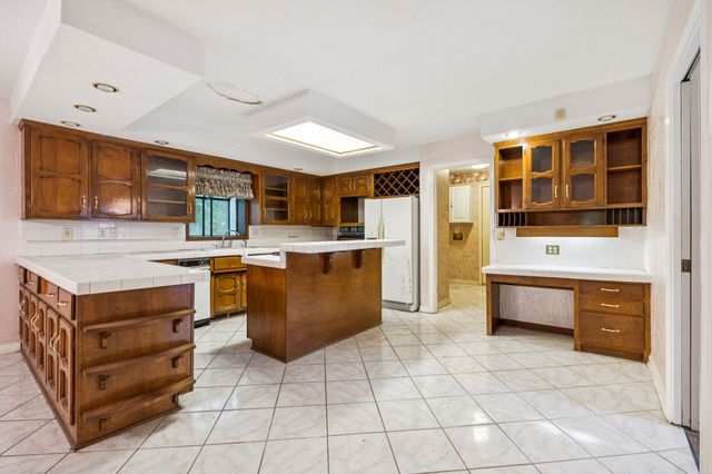 805 Shady Bluff Trl, Clarksville, TN 37043