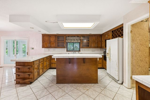 805 Shady Bluff Trl, Clarksville, TN 37043