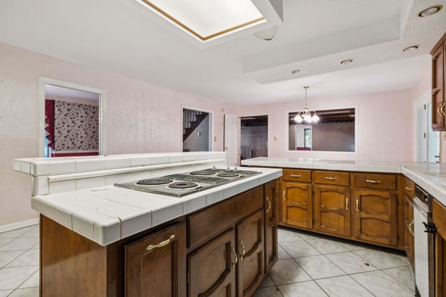 805 Shady Bluff Trl, Clarksville, TN 37043