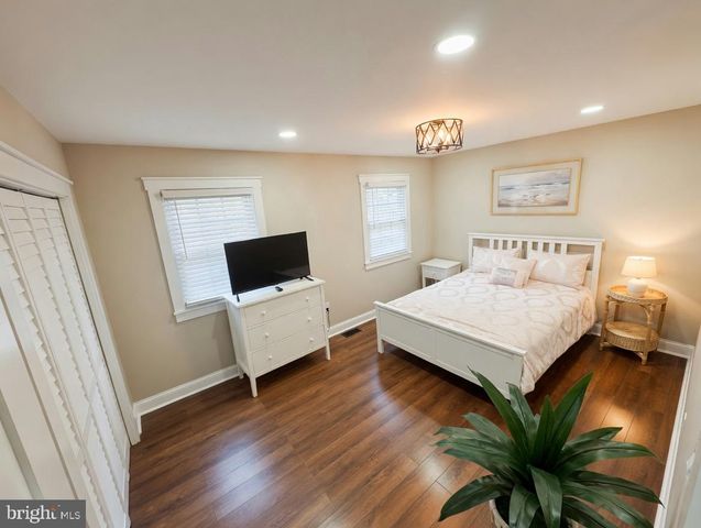 36 CURRANT DR, Newark, DE 19702