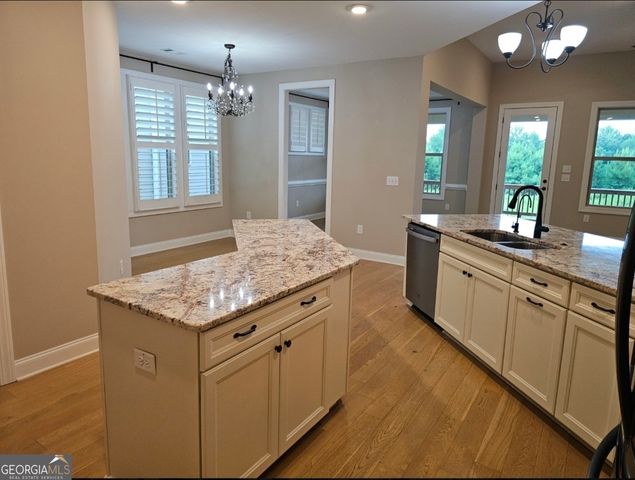 609 Tulip Poplar Drive, Peachtree City, GA 30269