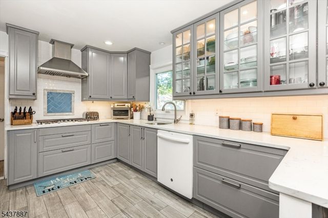 53 Nance Rd, West Orange Twp., NJ 07052