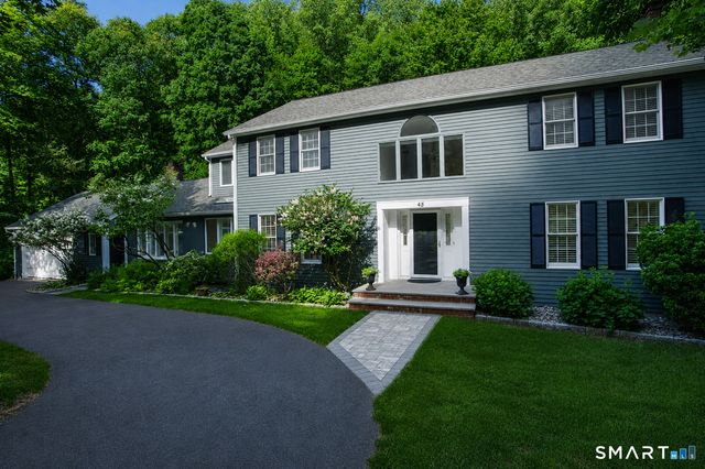 45 Wyngate, Simsbury, CT 06070