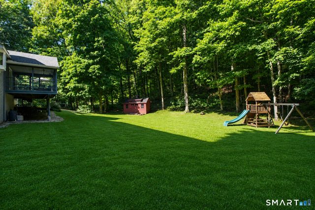 45 Wyngate, Simsbury, CT 06070