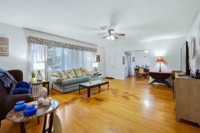 7096 54TH AVENUE N, St Petersburg, FL 33709