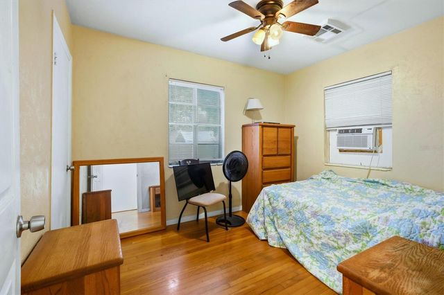 7096 54TH AVENUE N, St Petersburg, FL 33709