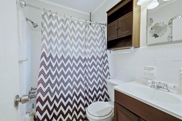 7096 54TH AVENUE N, St Petersburg, FL 33709