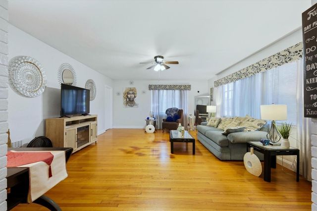 7096 54TH AVENUE N, St Petersburg, FL 33709