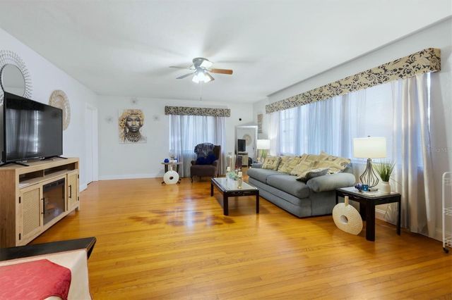 7096 54TH AVENUE N, St Petersburg, FL 33709