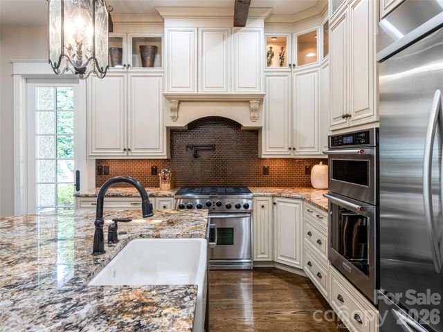 36 Ramble Way, Asheville, NC 28803