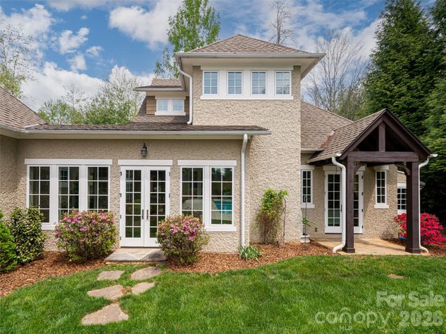 36 Ramble Way, Asheville, NC 28803