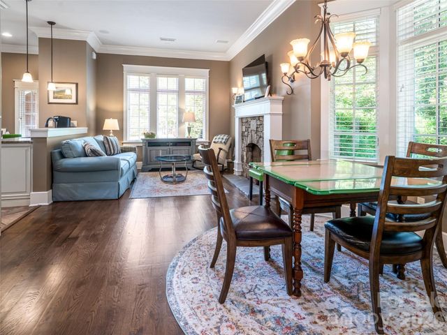 36 Ramble Way, Asheville, NC 28803
