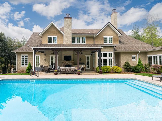 36 Ramble Way, Asheville, NC 28803