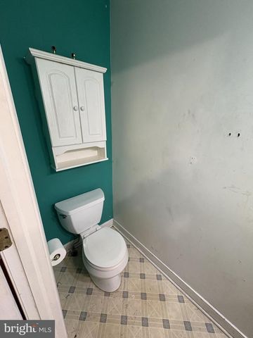 636 KNIGHTSBRIDGE DR, Hagerstown, MD 21740