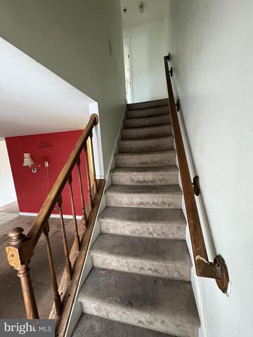 636 KNIGHTSBRIDGE DR, Hagerstown, MD 21740