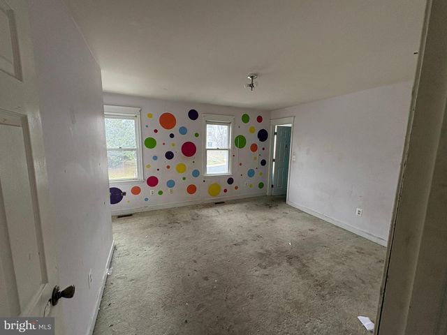 636 KNIGHTSBRIDGE DR, Hagerstown, MD 21740