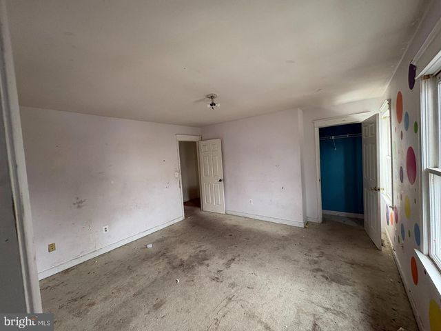 636 KNIGHTSBRIDGE DR, Hagerstown, MD 21740