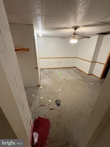 636 KNIGHTSBRIDGE DR, Hagerstown, MD 21740