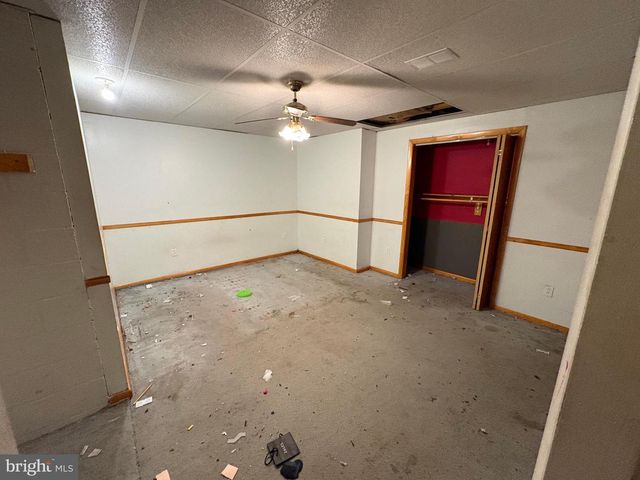 636 KNIGHTSBRIDGE DR, Hagerstown, MD 21740