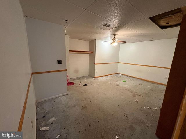 636 KNIGHTSBRIDGE DR, Hagerstown, MD 21740