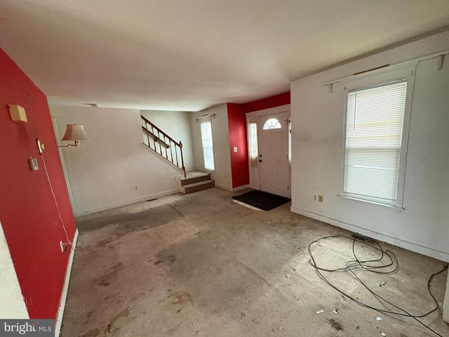 636 KNIGHTSBRIDGE DR, Hagerstown, MD 21740