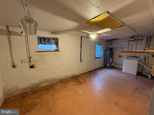 636 KNIGHTSBRIDGE DR, Hagerstown, MD 21740