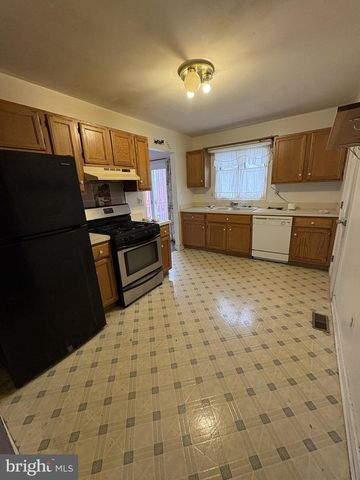 636 KNIGHTSBRIDGE DR, Hagerstown, MD 21740