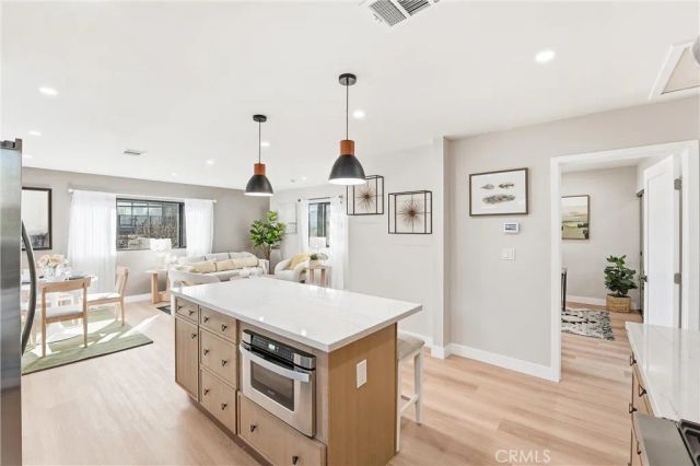 4523 Lexington Avenue, Los Angeles, CA 90029