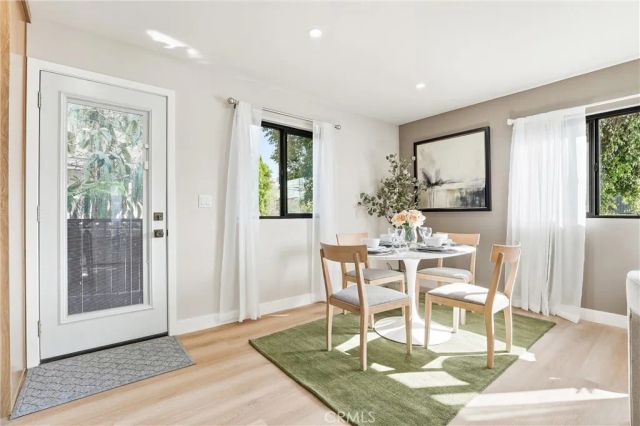 4523 Lexington Avenue, Los Angeles, CA 90029