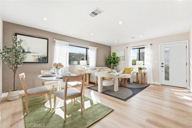 4523 Lexington Avenue, Los Angeles, CA 90029