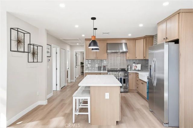 4523 Lexington Avenue, Los Angeles, CA 90029