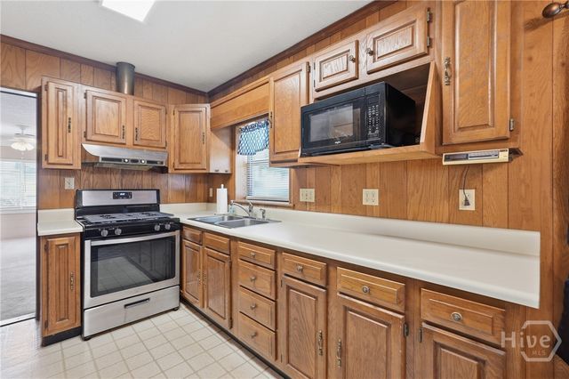 3324 Louis Street, Savannah, GA 31404